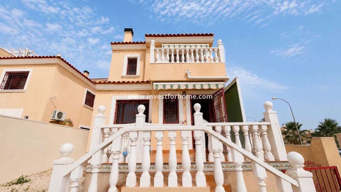 Försäljning - Villa - Orihuela Costa - Costa Blanca