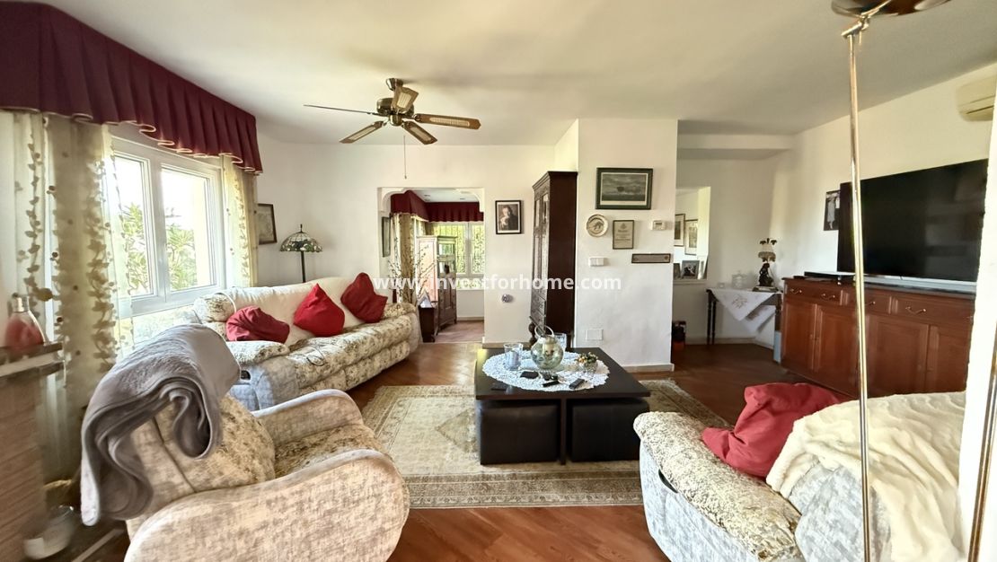 Försäljning - Villa - Orihuela Costa - Costa Blanca