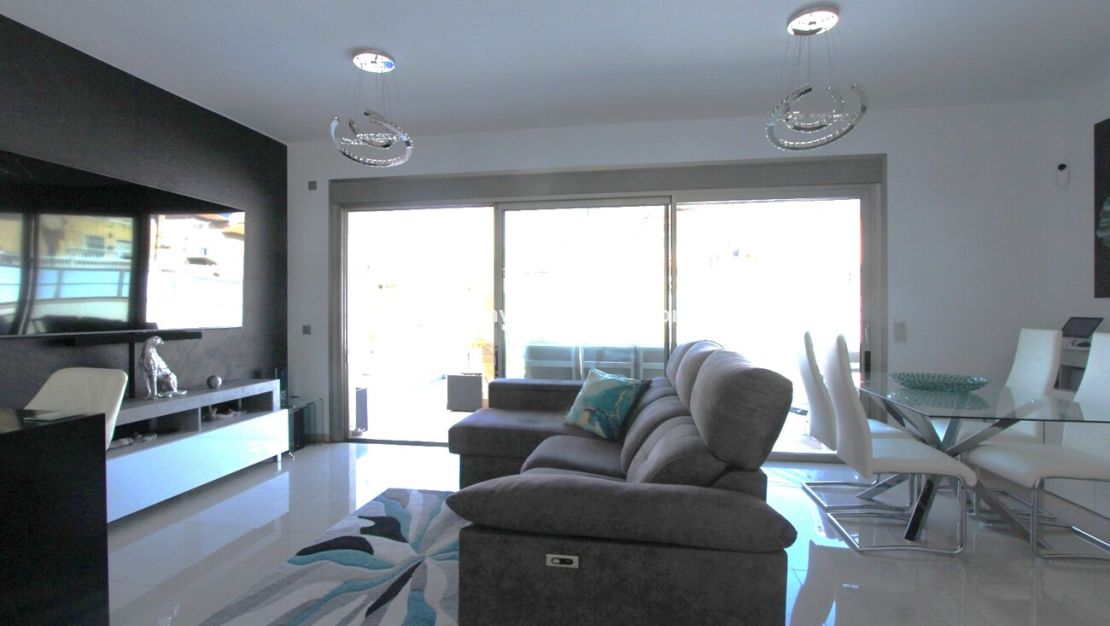 Försäljning - Villa - Orihuela Costa - El Galan