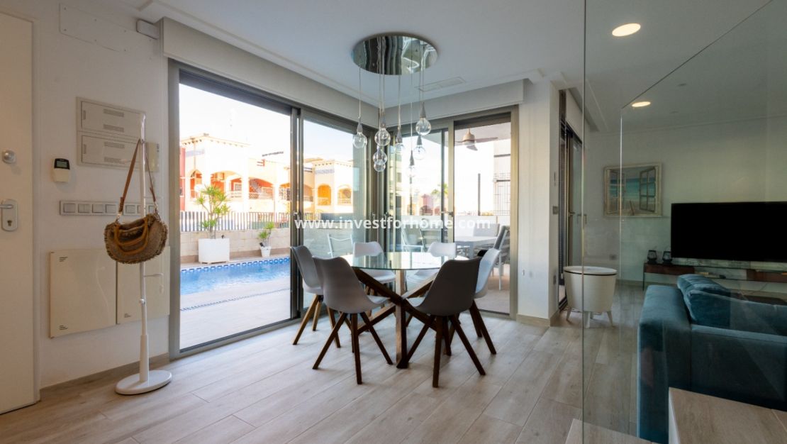 Försäljning - Villa - Orihuela Costa - Inland