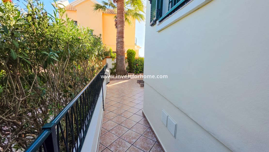 Försäljning - Villa - Orihuela Costa - Inland