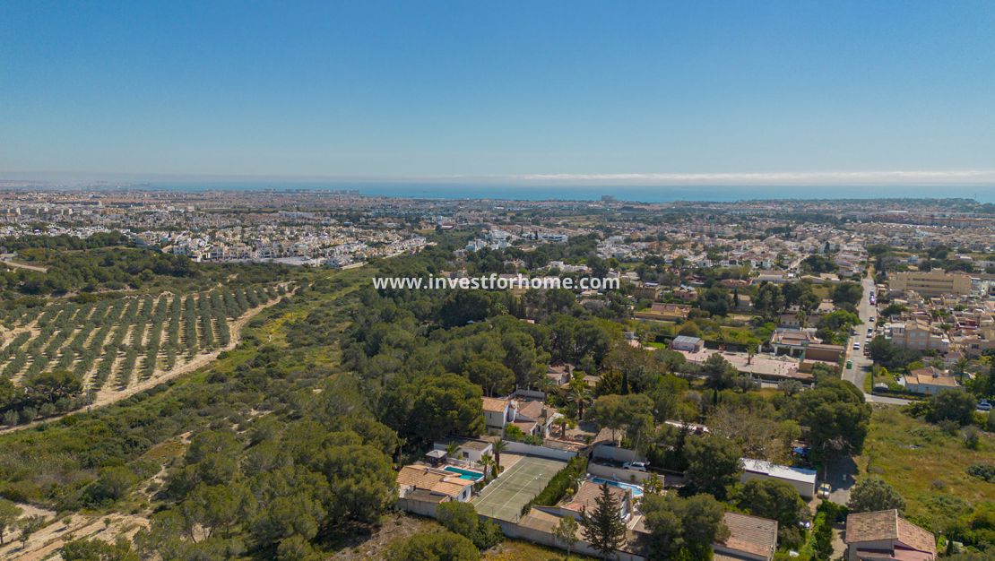 Försäljning - Villa - Orihuela Costa - Inland