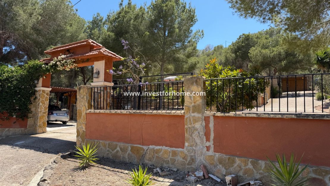 Försäljning - Villa - Orihuela Costa - Inland