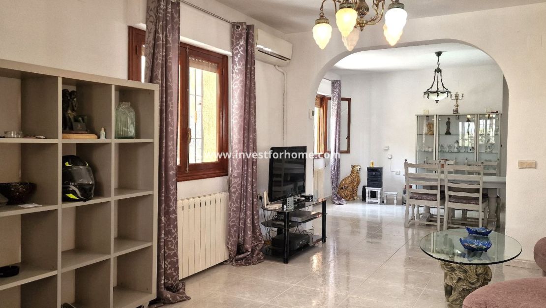 Försäljning - Villa - Orihuela Costa - Inland