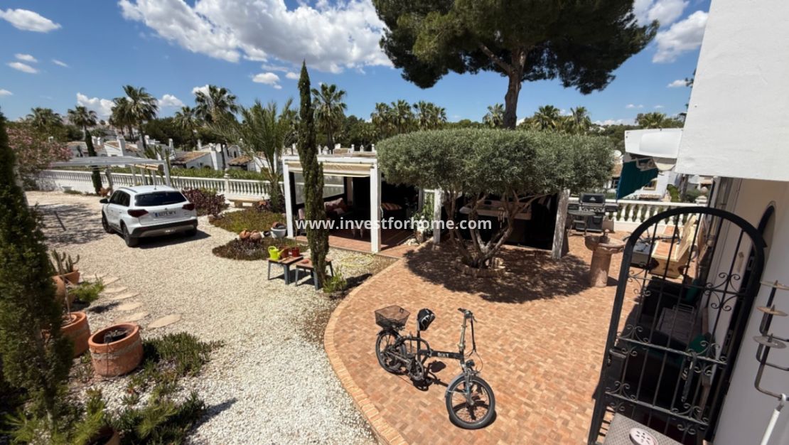 Försäljning - Villa - Orihuela Costa - Inland