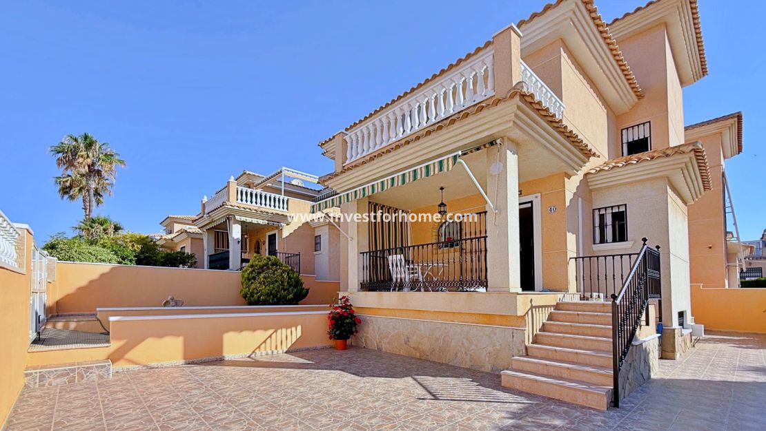 Försäljning - Villa - Orihuela Costa - Inland