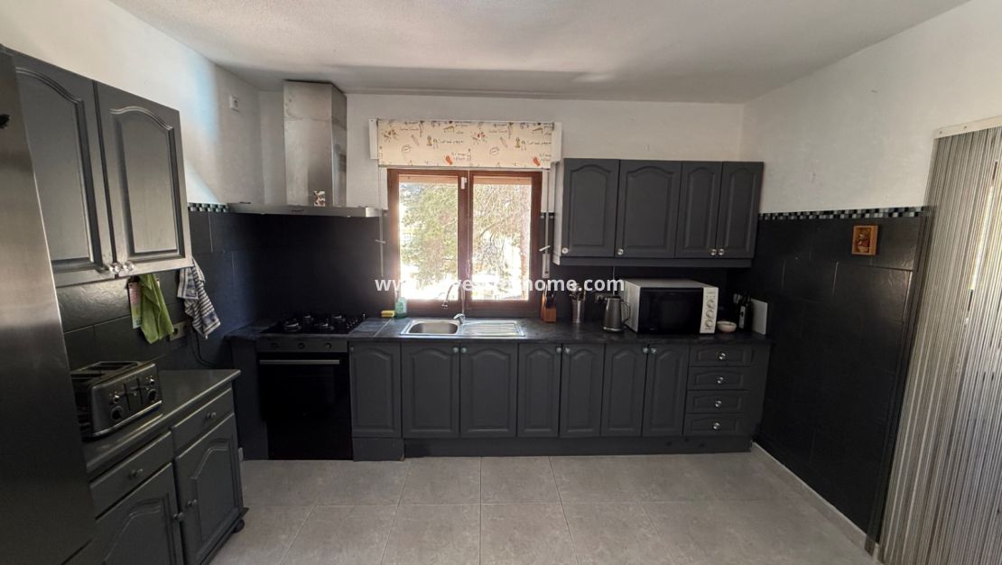Försäljning - Villa - Orihuela Costa - Inland