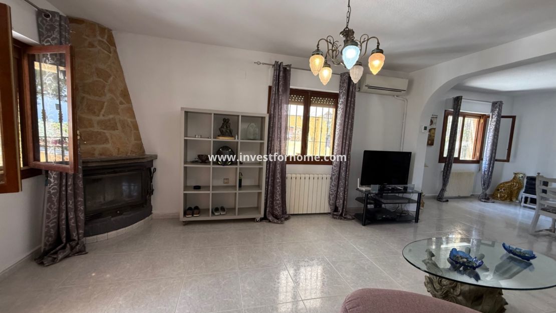 Försäljning - Villa - Orihuela Costa - Inland