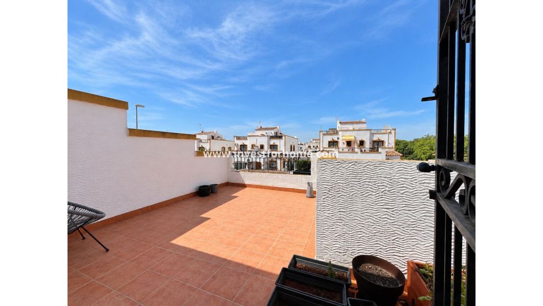 Försäljning - Villa - Orihuela Costa - Inland