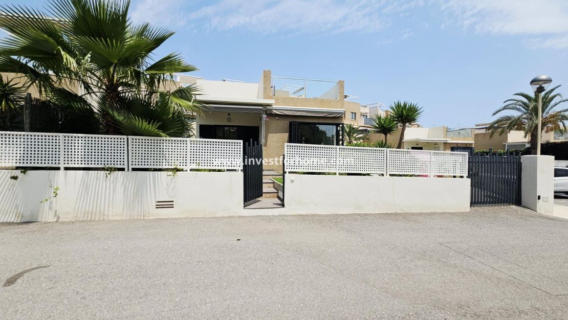 Försäljning - Villa - Orihuela Costa - La Regia