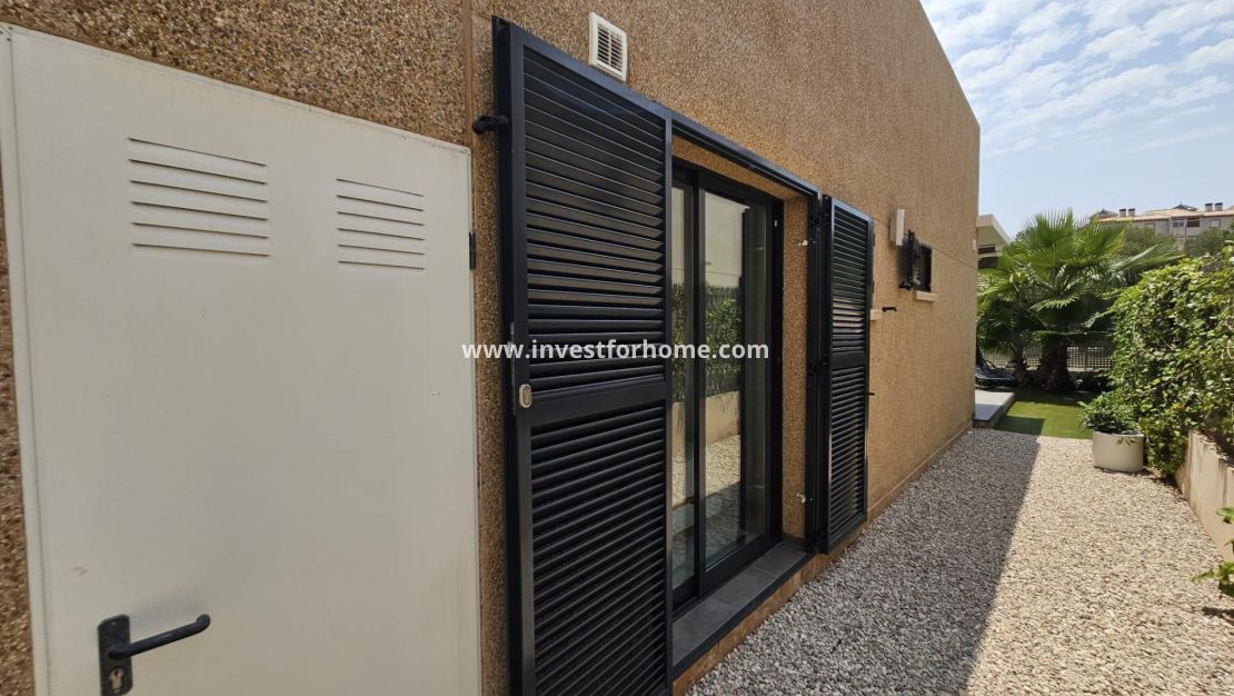 Försäljning - Villa - Orihuela Costa - La Regia