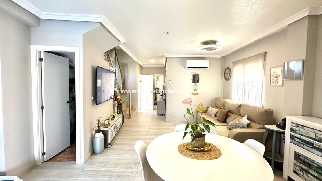 Försäljning - Villa - Orihuela Costa - La Regia