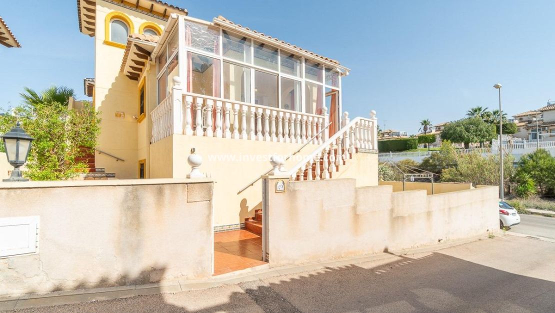 Försäljning - Villa - Orihuela Costa - La Zenia