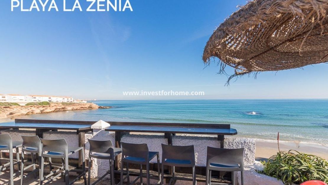 Försäljning - Villa - Orihuela Costa - La Zenia