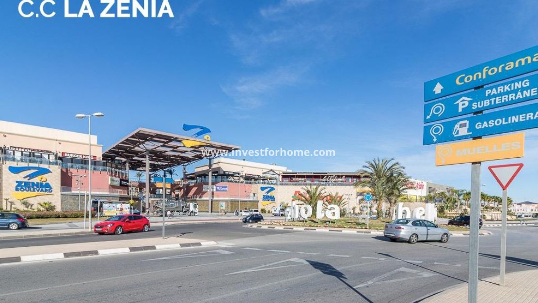 Försäljning - Villa - Orihuela Costa - La Zenia