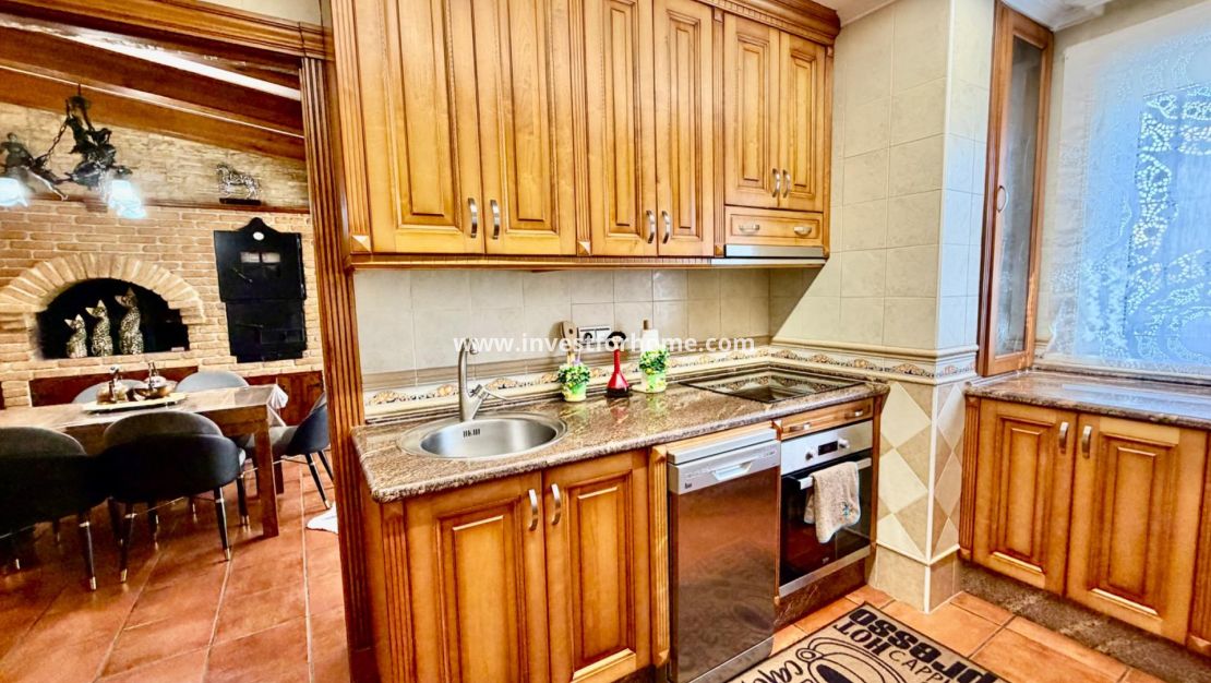 Försäljning - Villa - Orihuela Costa - La Zenia