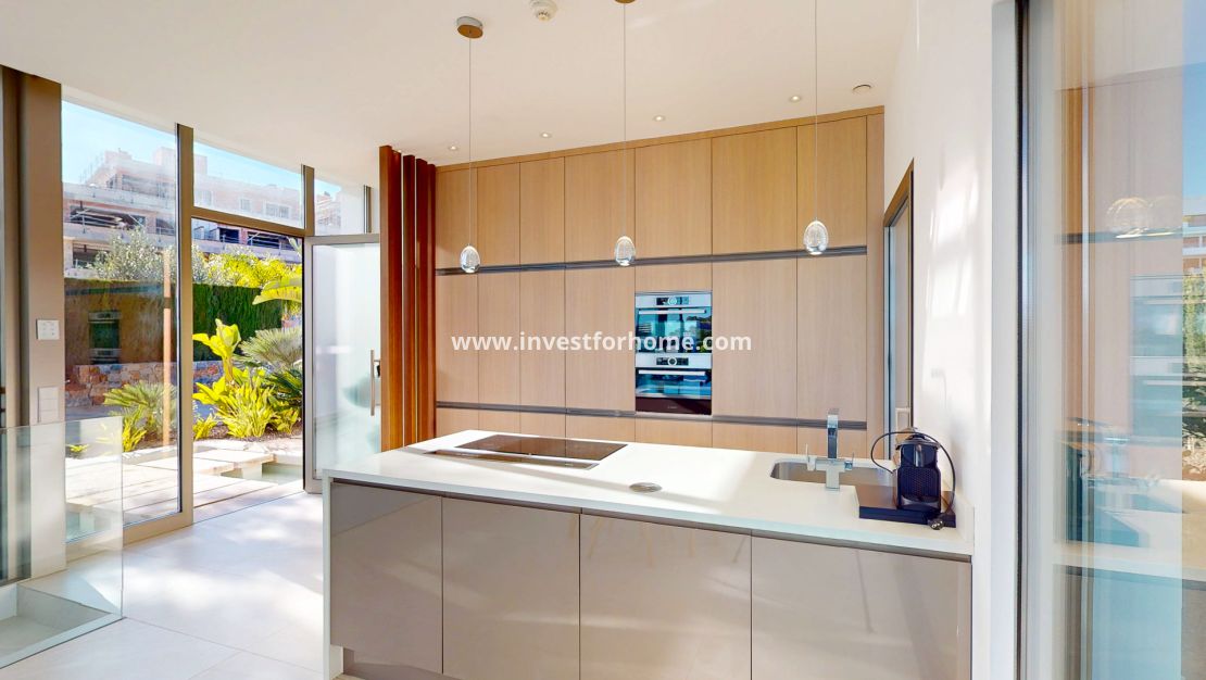 Försäljning - Villa - Orihuela Costa - Las Colinas Golf