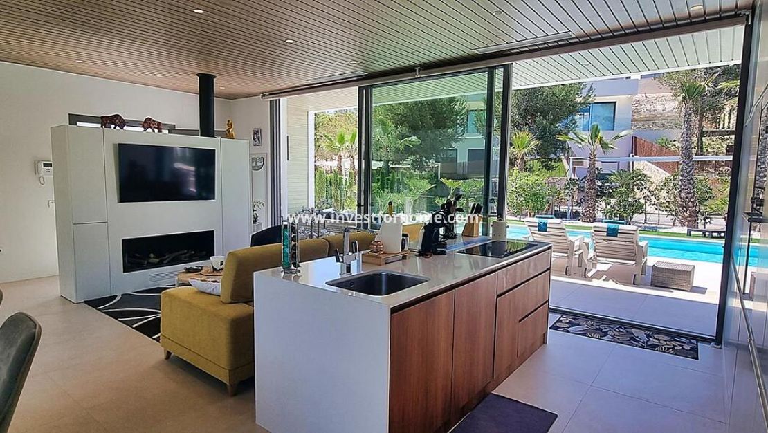 Försäljning - Villa - Orihuela Costa - Las Colinas Golf