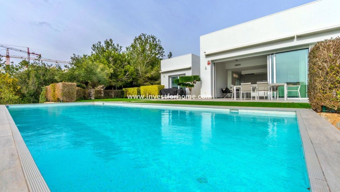 Försäljning - Villa - Orihuela Costa - Las Colinas Golf