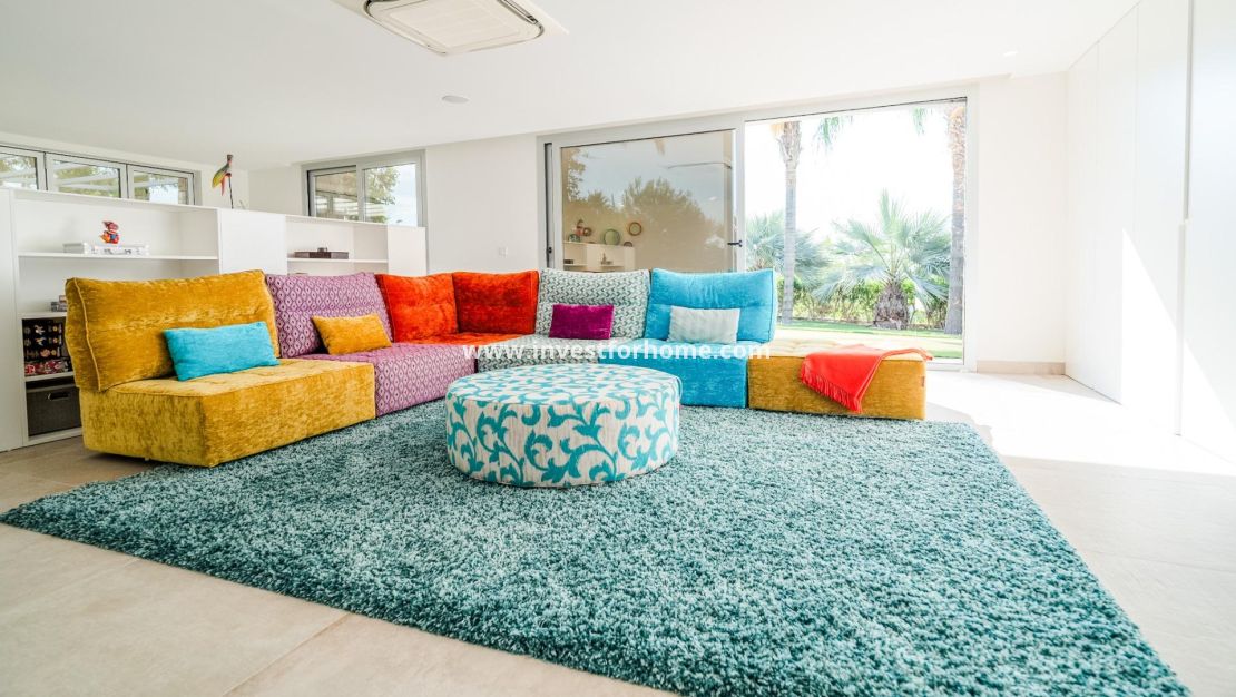 Försäljning - Villa - Orihuela Costa - Las Colinas Golf