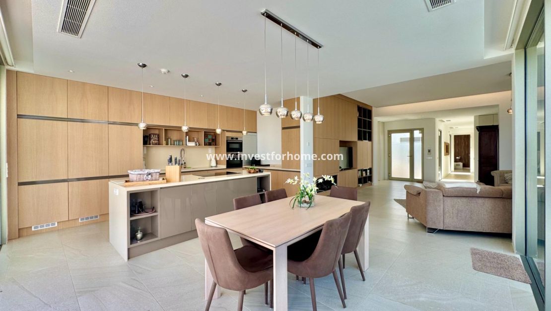 Försäljning - Villa - Orihuela Costa - Las Colinas Golf