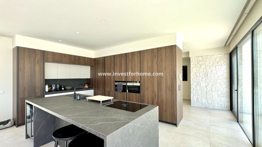 Försäljning - Villa - Orihuela Costa - Las Colinas Golf