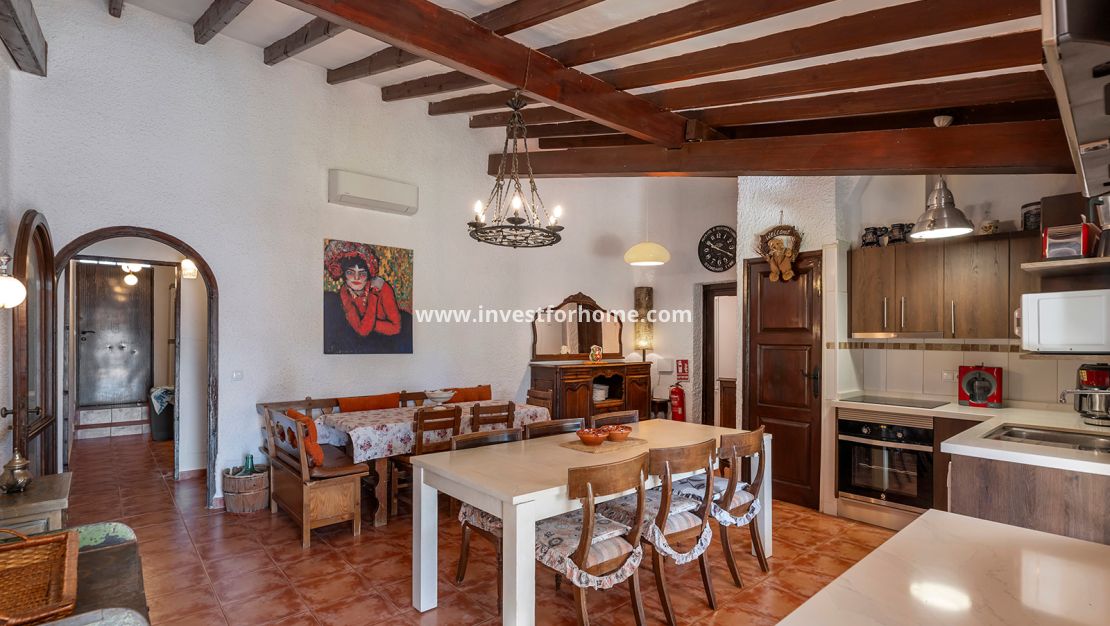 Försäljning - Villa - Orihuela Costa - Lomas De Cabo Roig