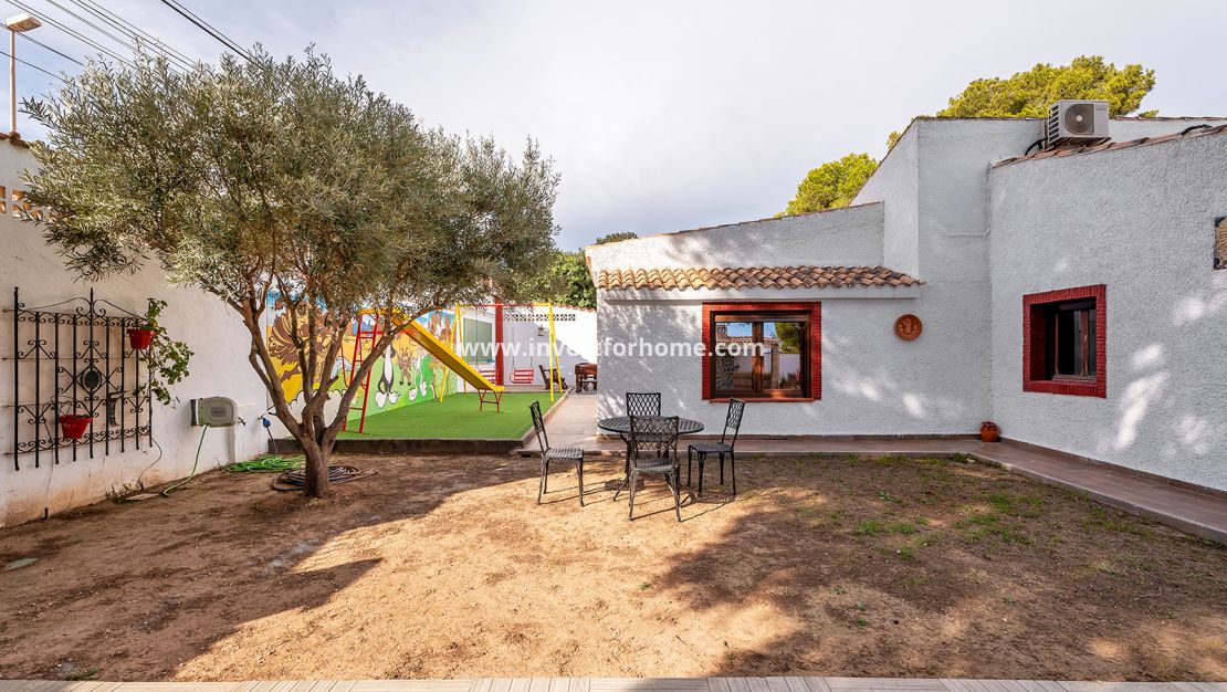 Försäljning - Villa - Orihuela Costa - Lomas De Cabo Roig