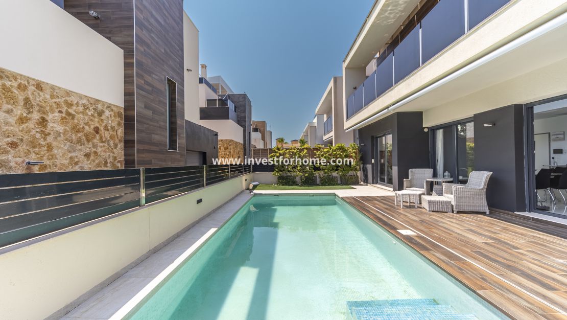 Försäljning - Villa - Orihuela Costa - Lomas De Cabo Roig