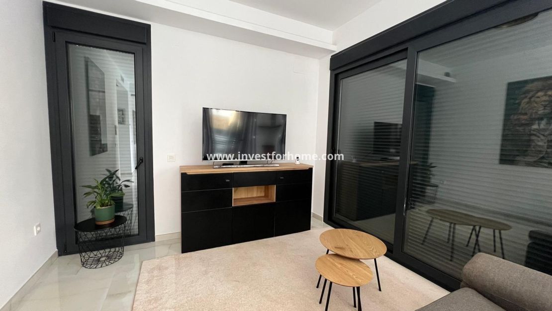 Försäljning - Villa - Orihuela Costa - Lomas De Cabo Roig