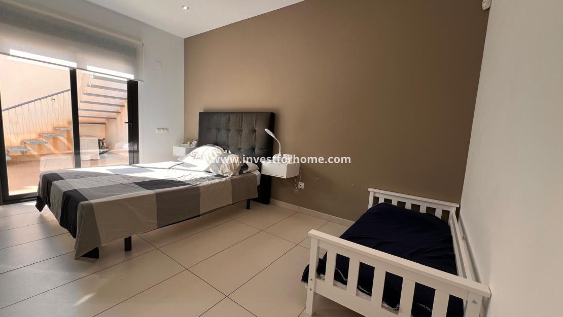 Försäljning - Villa - Orihuela Costa - Lomas De Cabo Roig