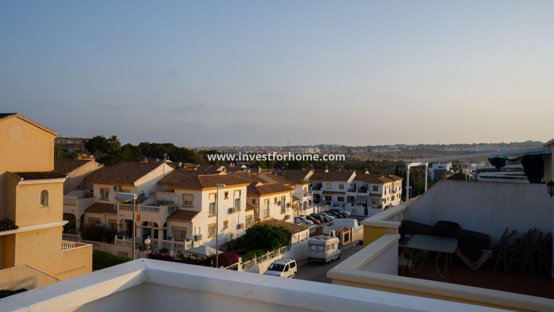 Försäljning - Villa - Orihuela Costa - Los Almendros-la Florida