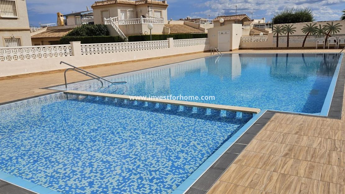 Försäljning - Villa - Orihuela Costa - Los Altos
