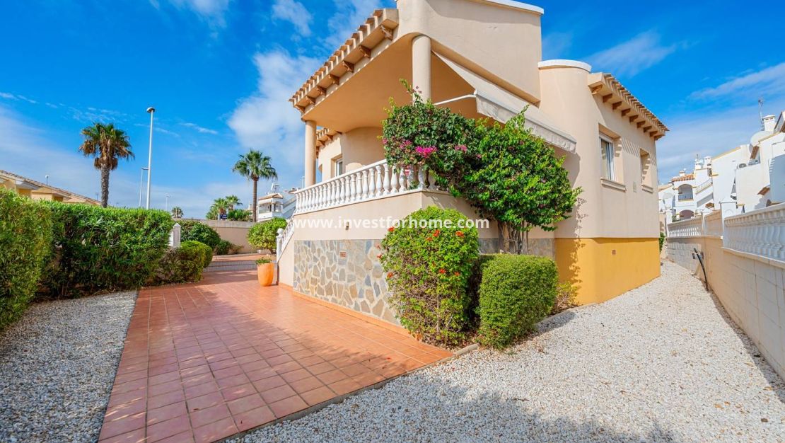 Försäljning - Villa - Orihuela Costa - Los Dolses