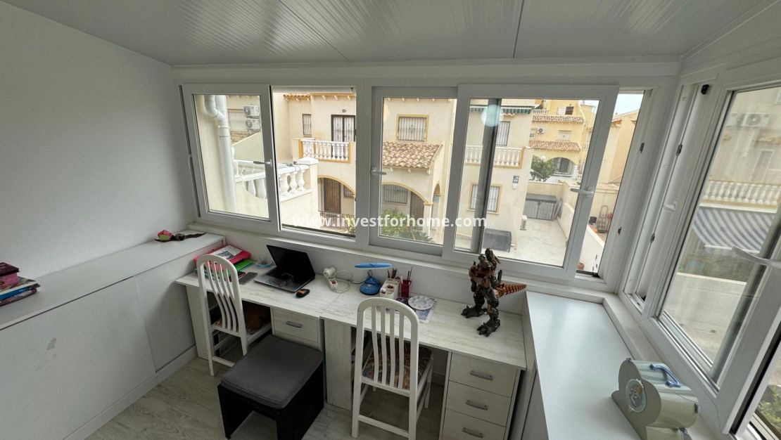 Försäljning - Villa - Orihuela Costa - Los Dolses