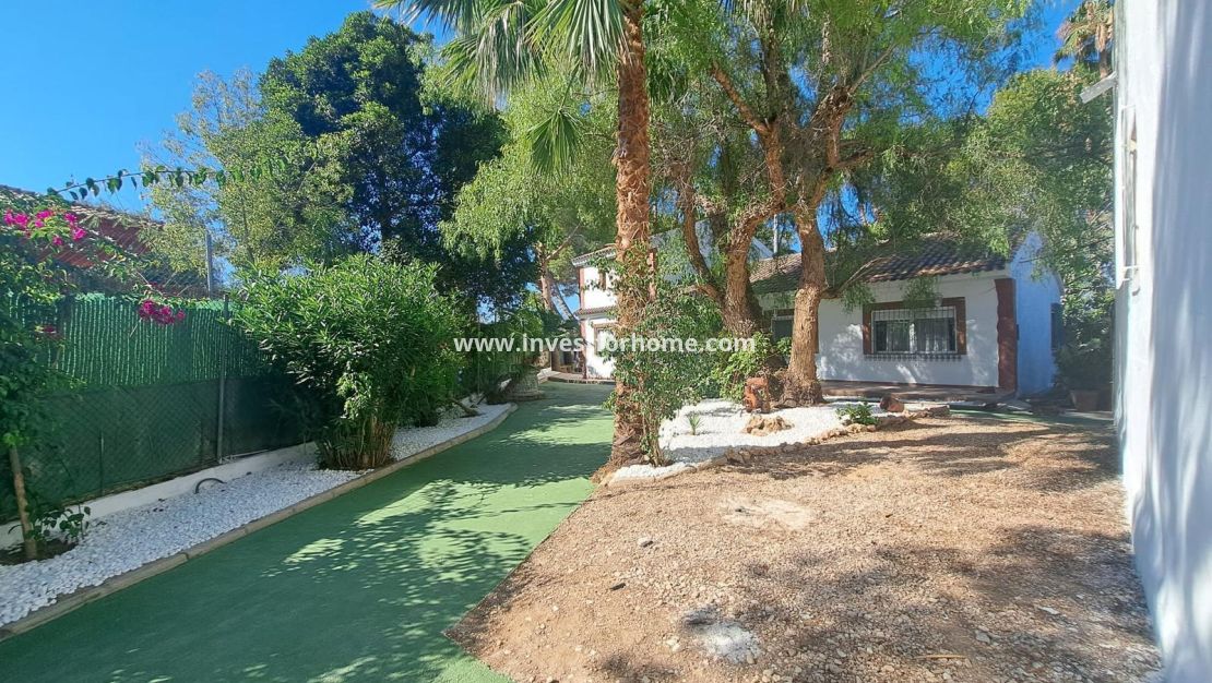 Försäljning - Villa - Orihuela Costa - Los Huertos