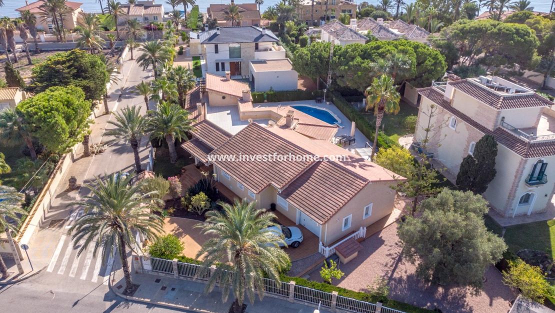 Försäljning - Villa - Orihuela Costa - Muy Cerca De La Playa