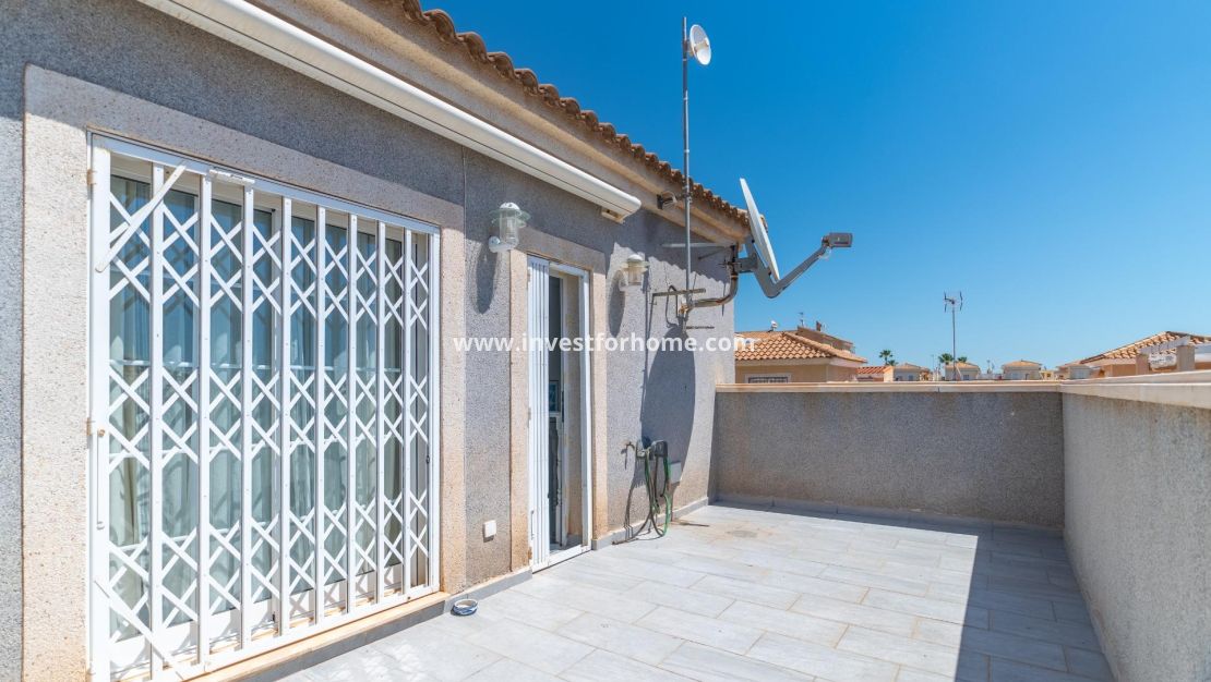 Försäljning - Villa - Orihuela Costa - Playa Flamenca