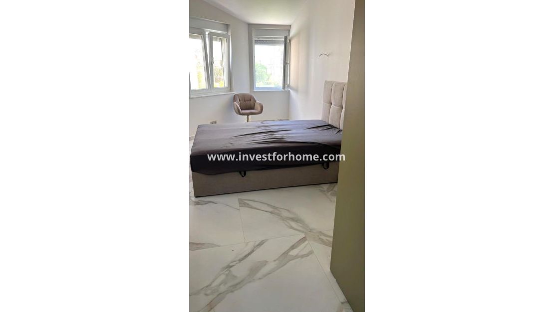 Försäljning - Villa - Orihuela Costa - Playa Flamenca