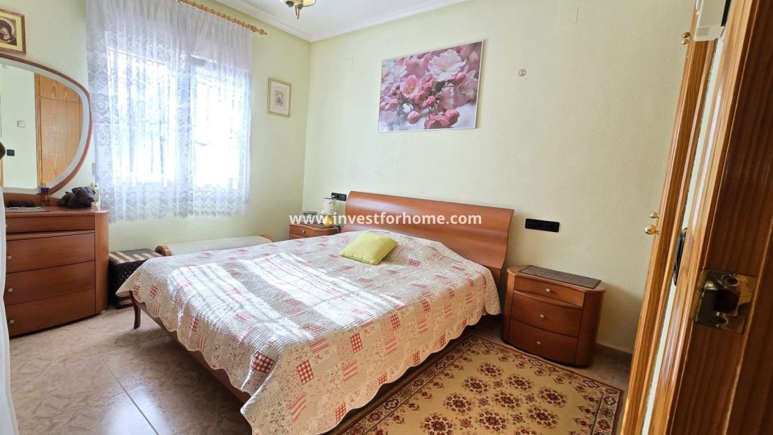 Försäljning - Villa - Orihuela Costa - Playa Flamenca