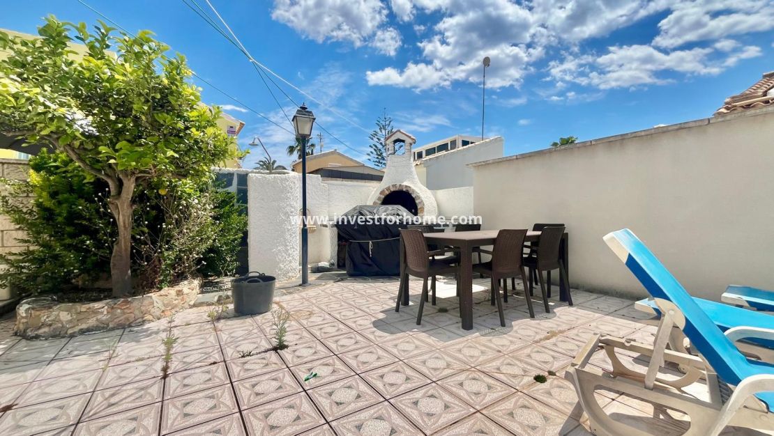 Försäljning - Villa - Orihuela Costa - Playa Flamenca