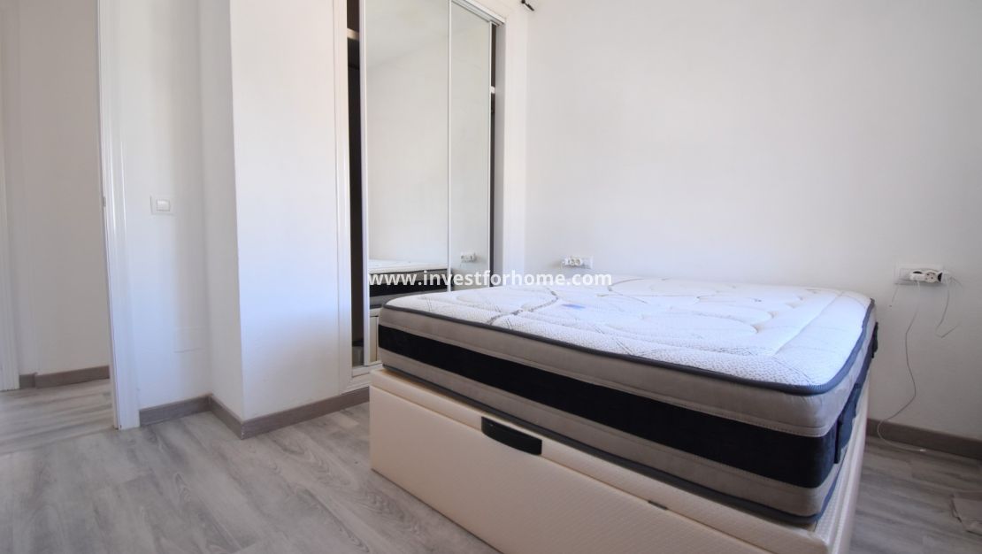 Försäljning - Villa - Orihuela Costa - Playa Flamenca