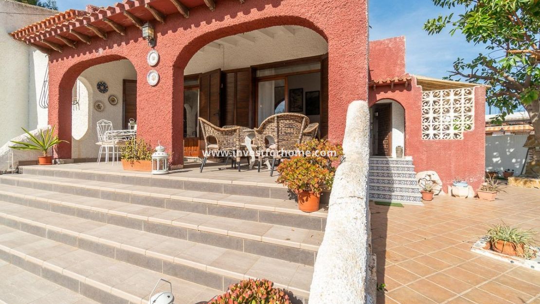 Försäljning - Villa - Orihuela Costa - Punta Prima