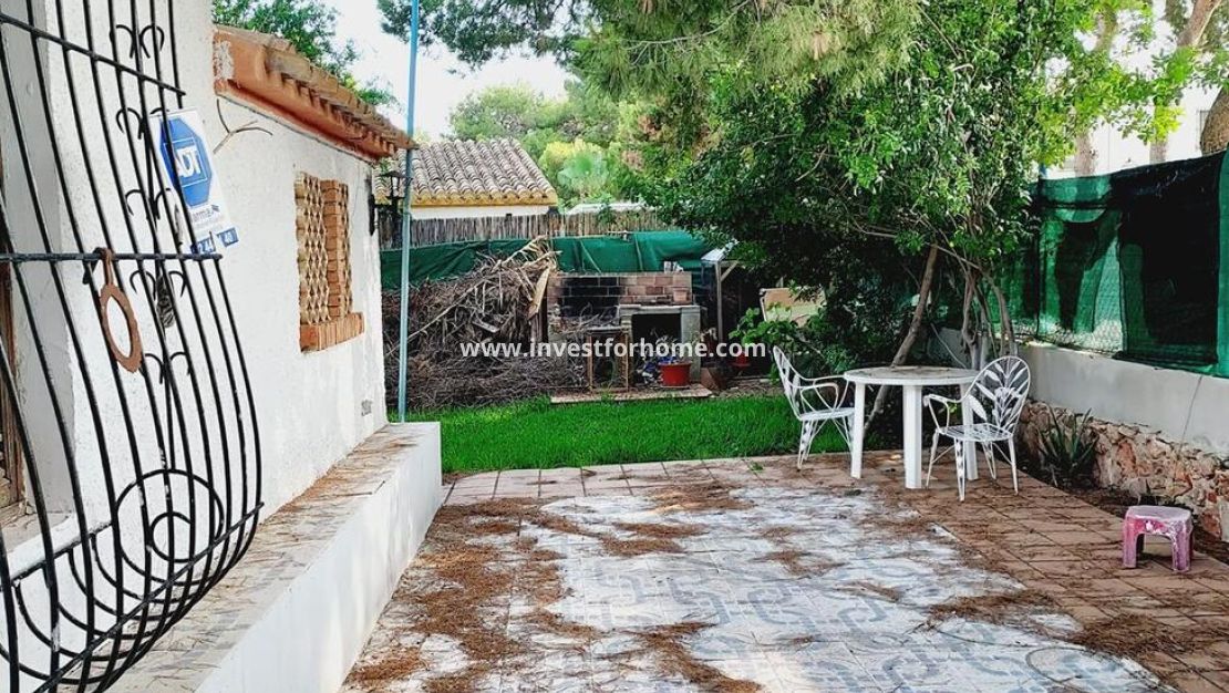 Försäljning - Villa - Orihuela Costa - Punta Prima