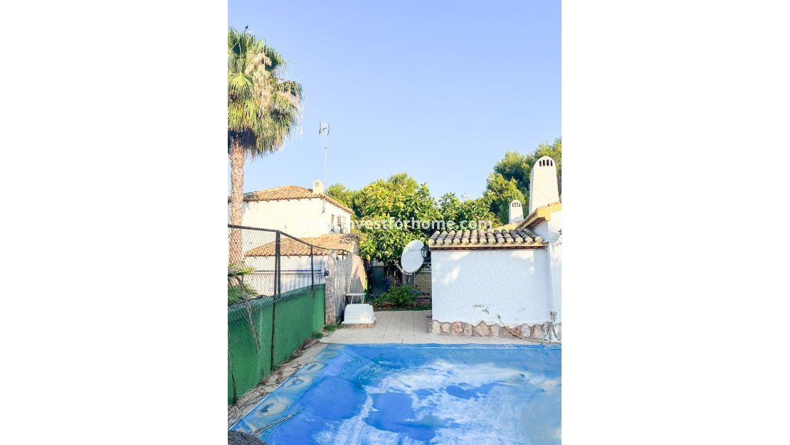 Försäljning - Villa - Orihuela Costa - Punta Prima