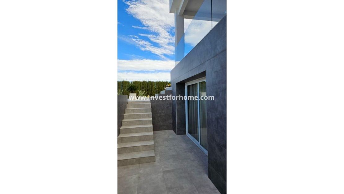 Försäljning - Villa - Orihuela Costa - Urb. Montepinar