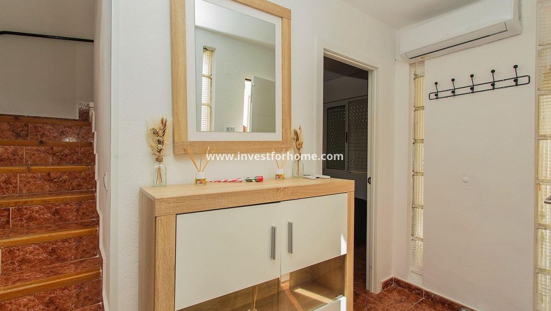 Försäljning - Villa - Orihuela Costa - Urbanización Perla Del Mar