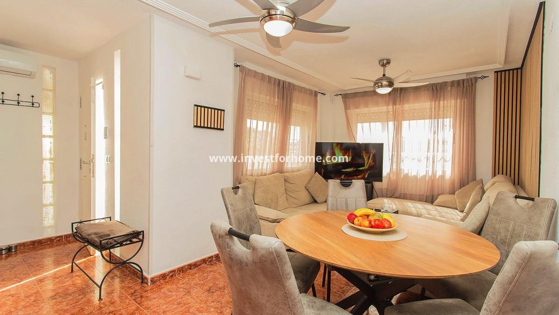 Försäljning - Villa - Orihuela Costa - Urbanización Perla Del Mar