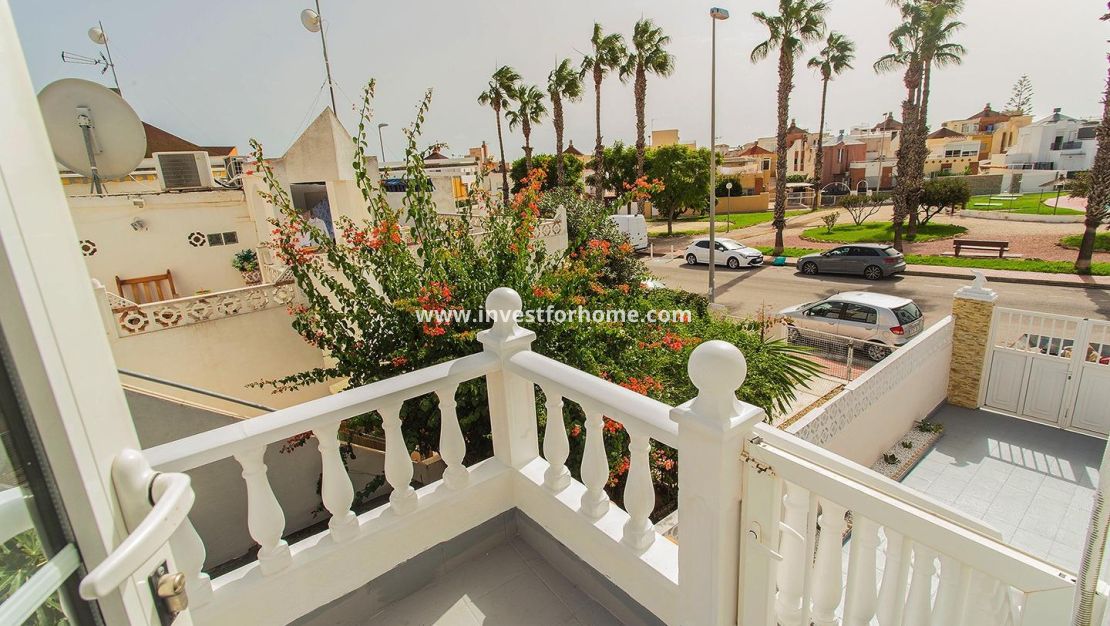 Försäljning - Villa - Orihuela Costa - Urbanización Perla Del Mar