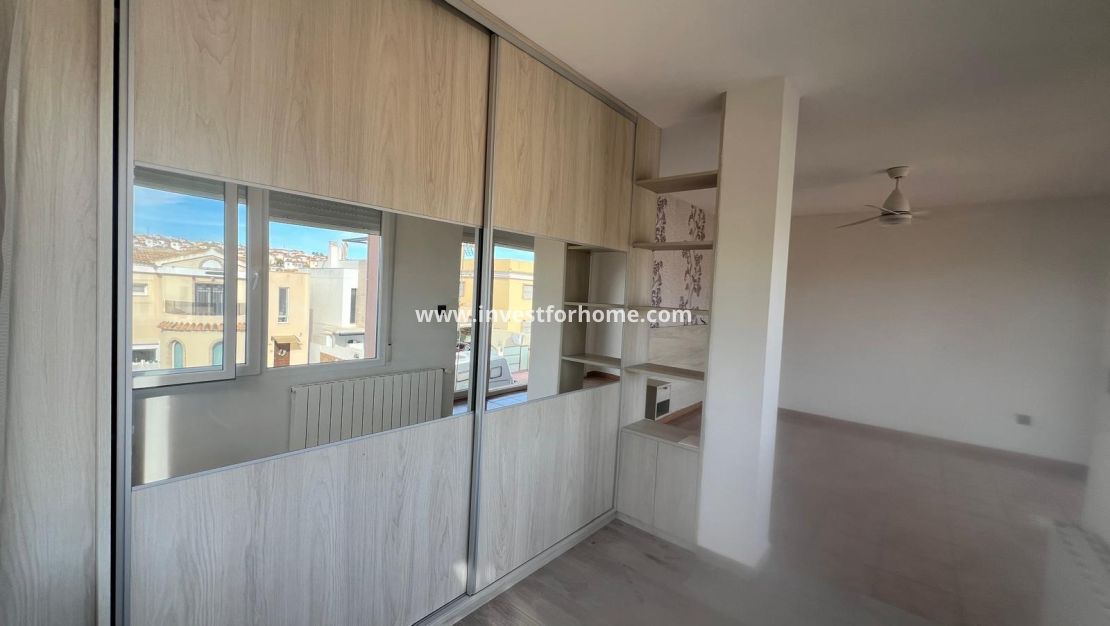 Försäljning - Villa - Orihuela Costa - Villamartín-las Filipinas